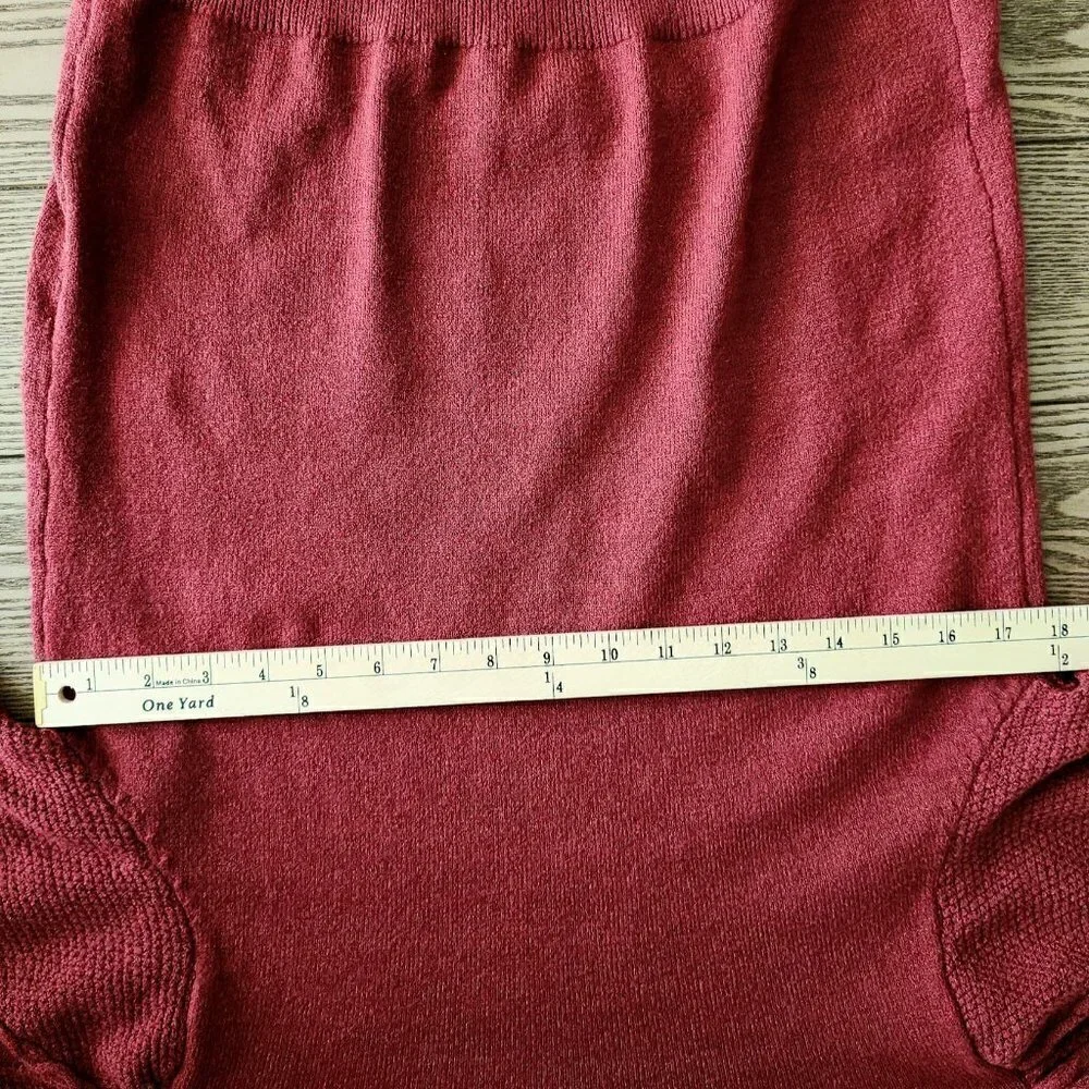 DOWNEAST Sweater XS Burgundy Red Knit Cable Knit Sleeves‎ Oversized Pullo…
